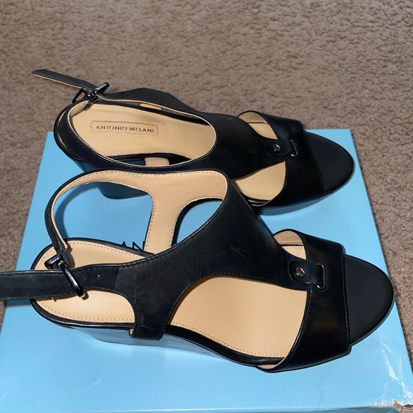 Platform Sandals - Picture 4 of 6